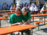 G�ste auf dem Marktplatz zum 105. Deutschen Wandertag 