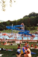 Badespa� im Saalfelder Freibad