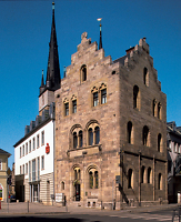 Vorderansicht der Markt-Apotheke