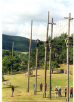 Hochseilgarten unterhalb des Bergfried-Parkes