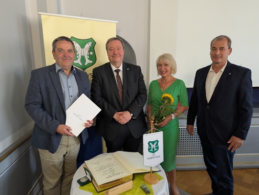 Silberne Bürgermedaille für langjährigen Geschäftsführer des Jobcenters Saalfeld-Rudolstadt